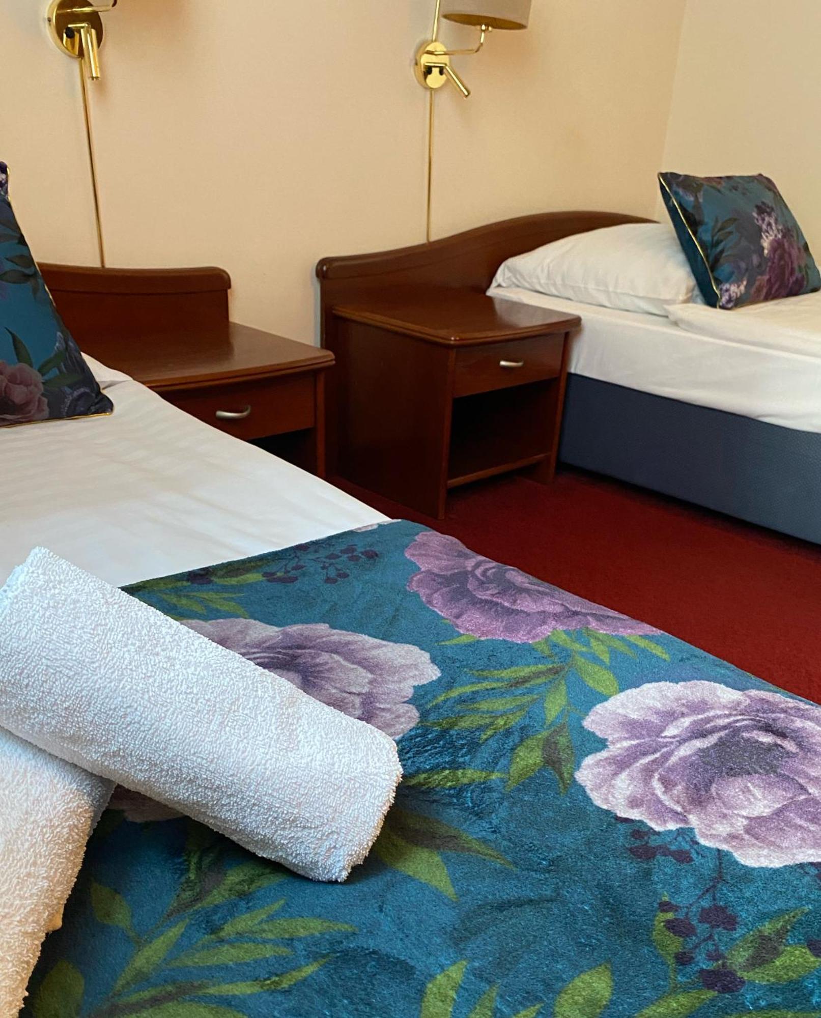 Hotel Sonex Czestochowa Ngoại thất bức ảnh